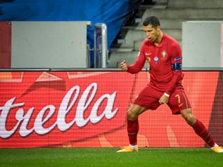 Cristiano Ronaldo strelil 100. gól za reprezentáciu.