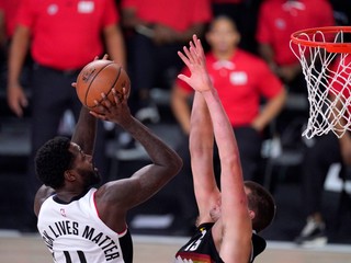 Momentka zo zápasu Denver Nuggets - LA Clippers.