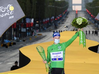 Sam Bennett ako víťaz bodovacej súťaže na Tour de France. 
