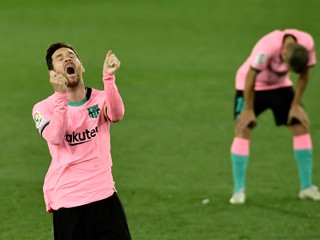 Nespokojný Lionel Messi.