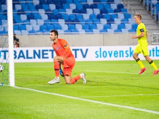 Dominik Greif v zápase Slovensko - Česko, Liga národov UEFA.