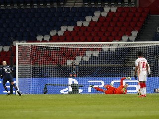 Neymar rozhoduje zápas PSG - Lipsko.