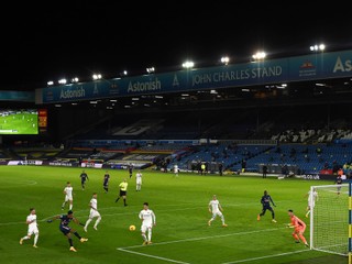 Momentka zo zápasu Leeds United - Arsenal Londýn.