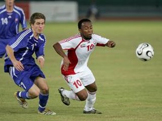 Peter Pekarík (vľavo) v slovenskom drese.