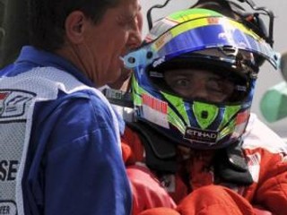 Felipe Massa po havárii.