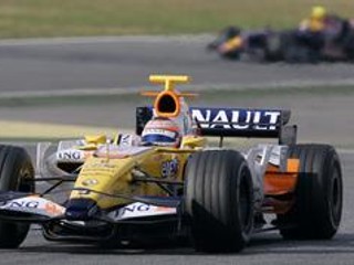 Nelson Piquet v monoposte Renault.