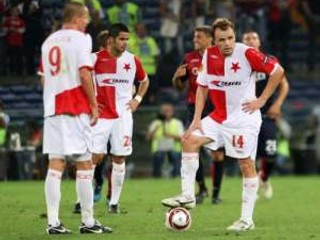 Futbalisti Slavie Praha prehrali vo svojom prvom zápase v Európskej lige.