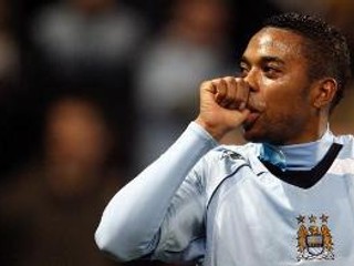 Robinha teší záujem Barcelony, popiera zlé vzťahy v City