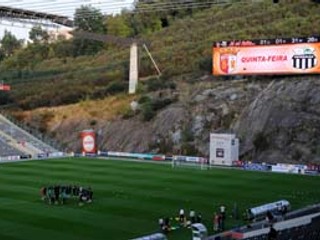 Tréning futbalistov Artmedie Petržalka na štadióne v Brage.