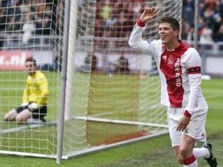 Strelec Ajaxu Amsterdam Klaas–Jan Huntelaar.