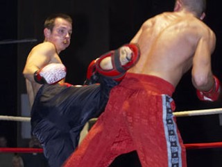 Výborné výkony podávajú slovenskí reprezentanti v kickboxe.