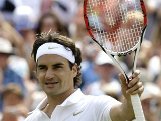 Rodger Federer kráča pevne za svojím ďalším wimbledonským víťazstvom.
