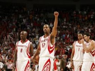 Hráči Houstonu Rockets sa tešia z 22. víťazstva v rade za sebou.