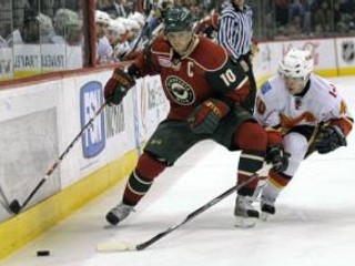 Kapitán Minnnesoty Marián Gáborík sa pričinil najväčšou mierou k dôležitému triumfu Wild nad rivalmi z Calgary.