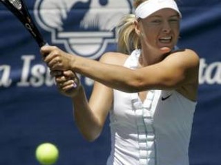 Maria Šarapovová vyhrala v Amelia Island svoj prvý turnaj na antuke.