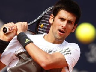 Novak Djokovič sa môže v sobotu posunúť na druhé miesto rebríčka pred Rafaela Nadala.