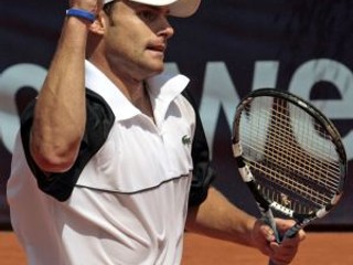 Andy Roddick sa pokúsi pomôcť svojej krajine k zisku prestížneho Davisovho pohára.