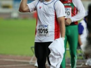Slovenský reprezentant v hode kladivom Libor Charfreitag po svojom životnom úspechu, zisku bronzovej medaily na MS v atletike v Osake.