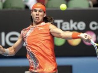Rafael Nadal počas zápasu s Gillesom Simonom