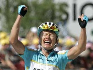 Kazach Alexander Vinokurov vyhral druhú etapu za tri dni, napriek tomu má stratu na lídra vyše 28 minút.