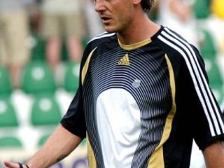 Do odvetného zápasu predkola Pohára UEFA proti tímu FC Mika by mal nastúpiť aj defenzívny štít Petržalky Balázs Borbély