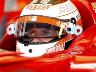 V prvom tréningu na Veľkú cenu Japonska dominoval pilot talianskeho tímu Ferrari Kimi Räikkönen.