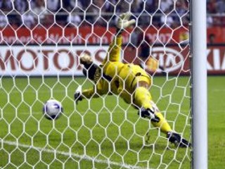 Holandská brankárska legenda Piet Schrijvers trénuje v Trenčíne.