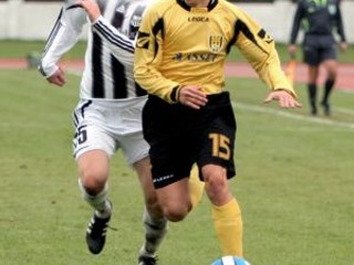 Artmedia zvládla bratislavské derby na výbornú, po jasnej výhre 4:0 je už takmer istým účastníkom semifinále Slovenského pohára.