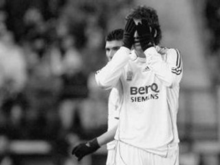 Sklamaný Gonzalo Higuain po nečakanej prehre Realu Madrid na ihrisku Villarrealu 0:1.