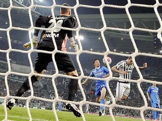 Juventus smeruje za obhajobou titulu.