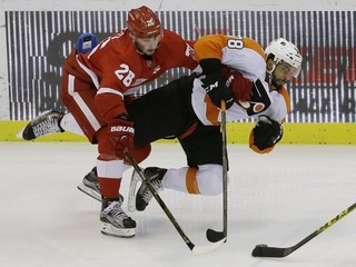 Tatar s Jurčom sa tešili z dôležitej výhry, Edmonton sa lúčil s arénou