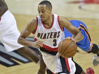 C.J. McCollum prispel k výhre Portlandu 26 bodmi.