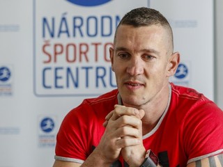Kovács bude v Bratislave boxovať s exministrom Draxlerom.