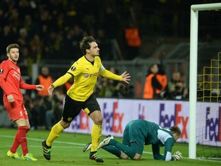 Opora Dortmundu chce vyriešiť svoju budúcnosť ešte pred ME