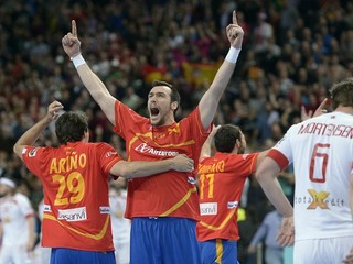 V roku 2013 Španieli triumfovali na MS na domácej pôde, keď vo finále rozdrvili Dánov. Na nadchádzajúcej olympiáde sa však reprezentanti Pyrenejského polostrova prekvapujúco nepredstavia.