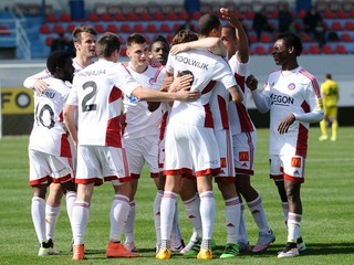 Futbalisti AS Trenčín postúpili do finále Slovnaft Cupu.