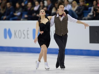 Slovenský pár Lukáš Csölley a Federica Testová počas voľnej jazdy v súťaži tanečných párov.