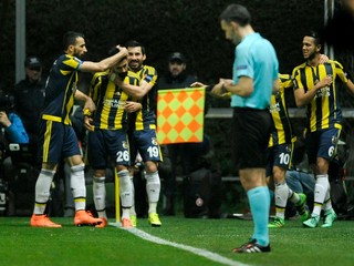 Fenerbahce Istanbul je jednoznačne najpopulárnejším športovým klubom v krajine.