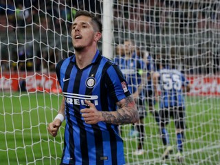 Inter Miláno otočil zápas s Udinese. Jovetič s dvomi gólmi hviezdou zápasu