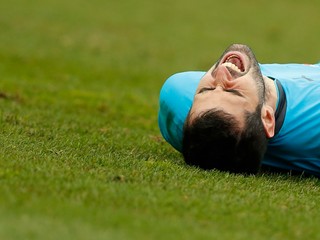 Brankár Eibaru Asier Riesgo inkasoval štvrťhodinu pred koncom.