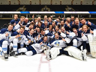 Fíni získali po 16 rokoch zlato, dvojciferná nádielka Kanade v boji o bronz