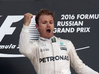 F1: Rosberg vyhral v Soči aj štvrté preteky v sezóne