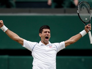 Novak Djokovič naďalej suverénne dominuje mužskému svetovému rebríčku.