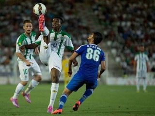 Kamerunský futbalista Ekeng zomrel na infarkt