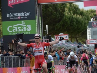 Greipel vyhral na Gire dvanástu etapu a odstúpil z pretekov