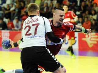 Michal Kopčo (vpravo) v reprezentačnom drese.