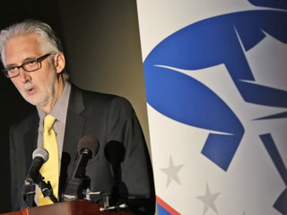 Šéf svetovej cyklistiky Brian Cookson vo svojej pozícii končí.