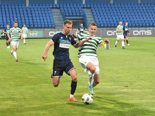 Martin Dobrotka (vpravo) bol kapitánom Skalice.