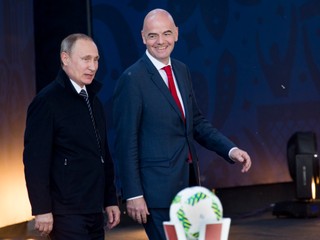 Putin a Infantino spustili dobrovoľnícky program pre MS