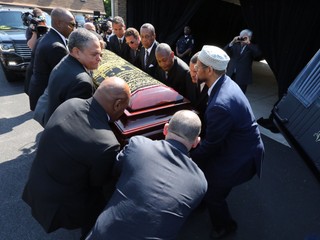 Muhammada Aliho v piatok pochovali.